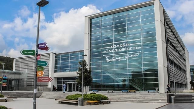 Özyeğin University